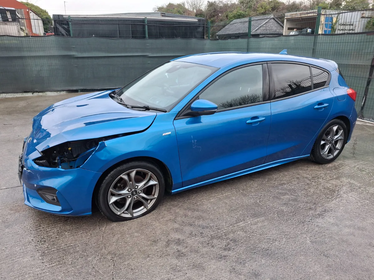192 Ford Focus  ST Line  1.0 Petrol - Image 2