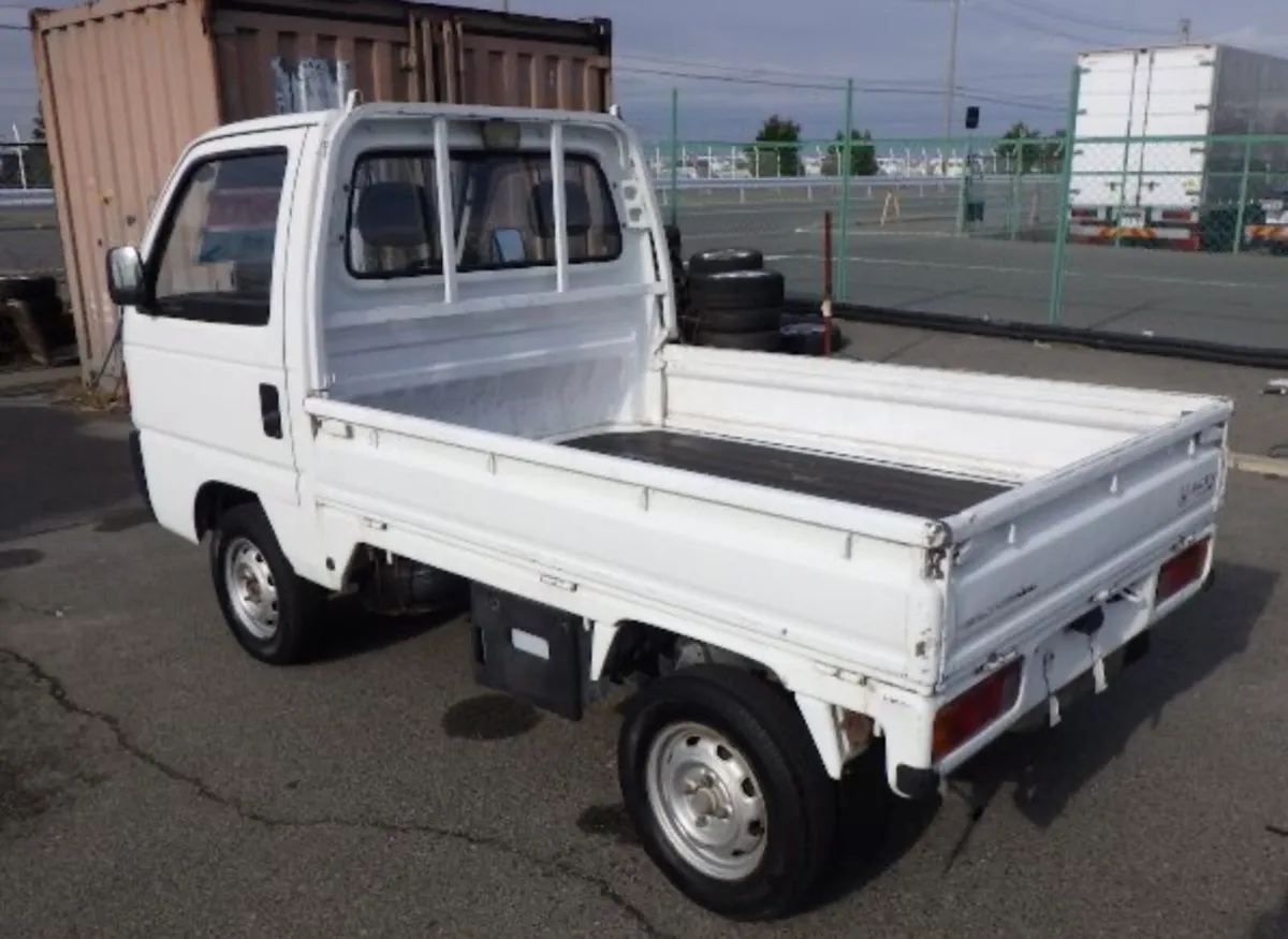 Honda Acty 4wd rare Attack model - Image 4