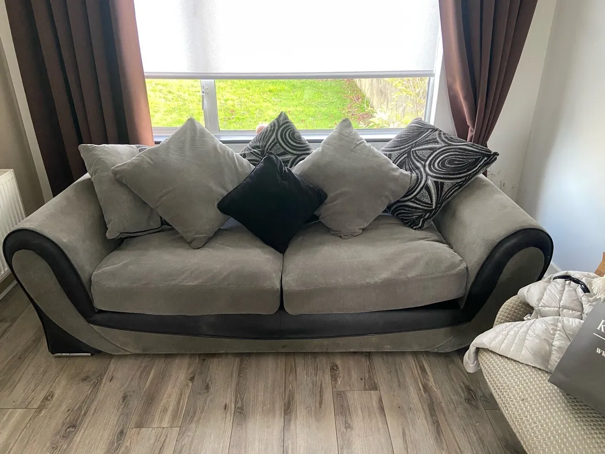 Couch and armchair - Image 1