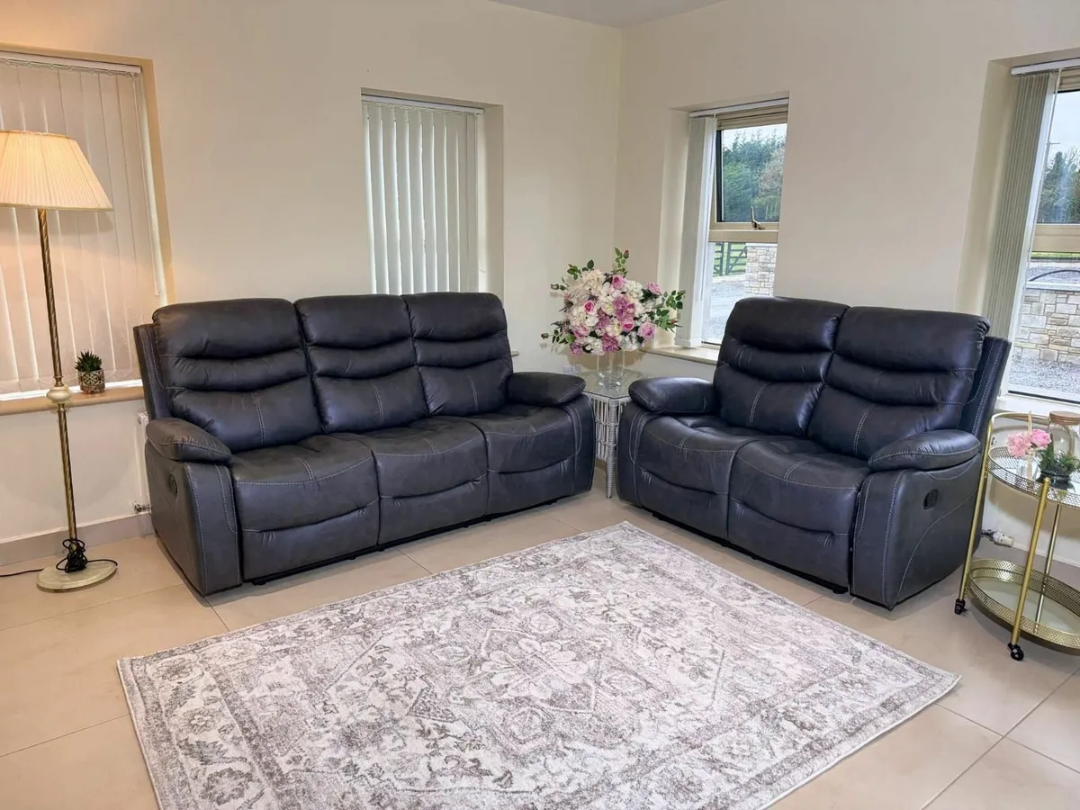 Sofa recliner - Image 2