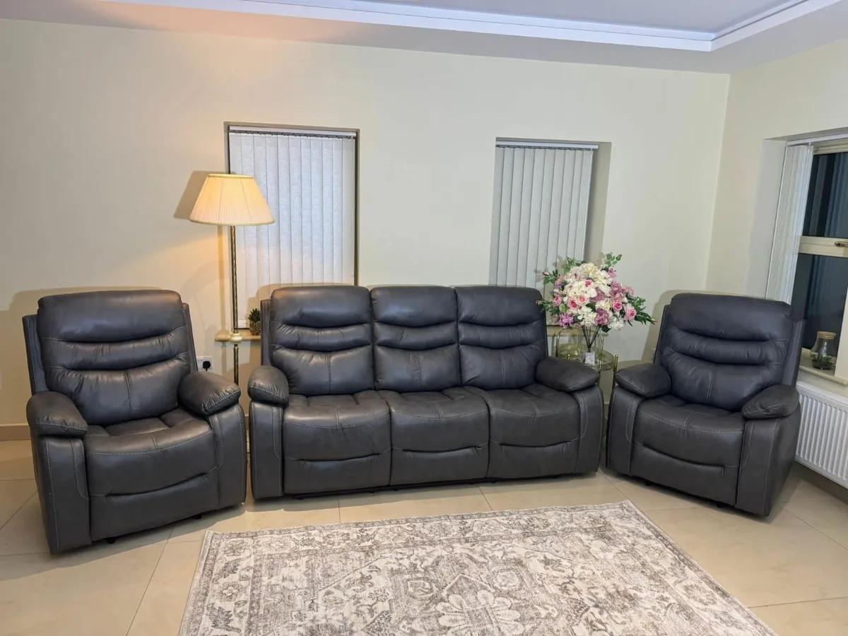 Sofa recliner - Image 3