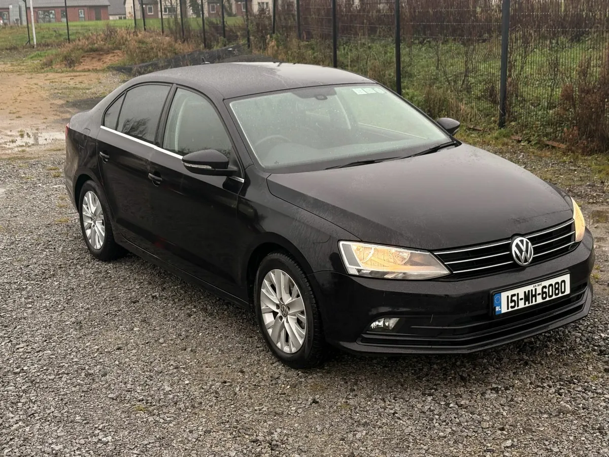 Volkswagen Jetta 2015 - Image 3