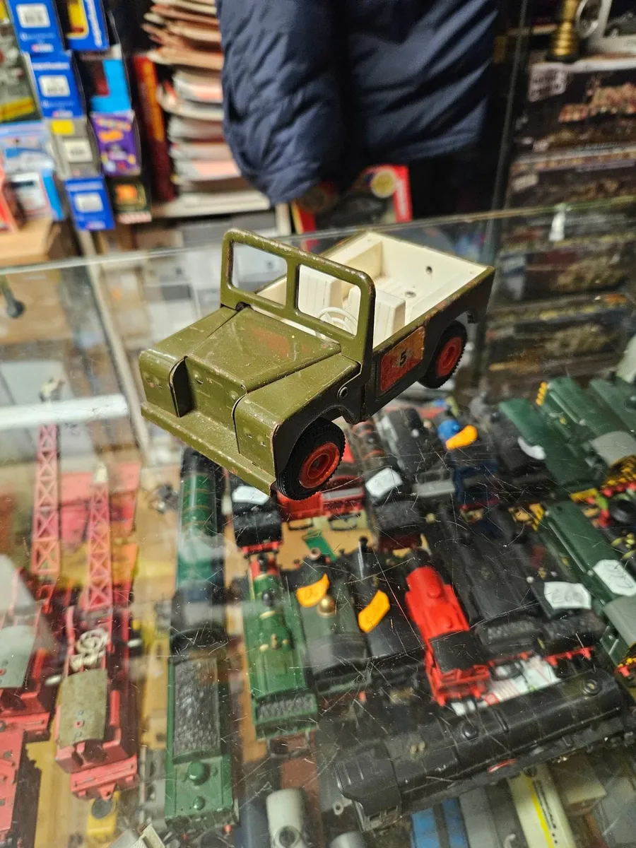 Vintage Triang Pressed Steel Landrover - Image 1