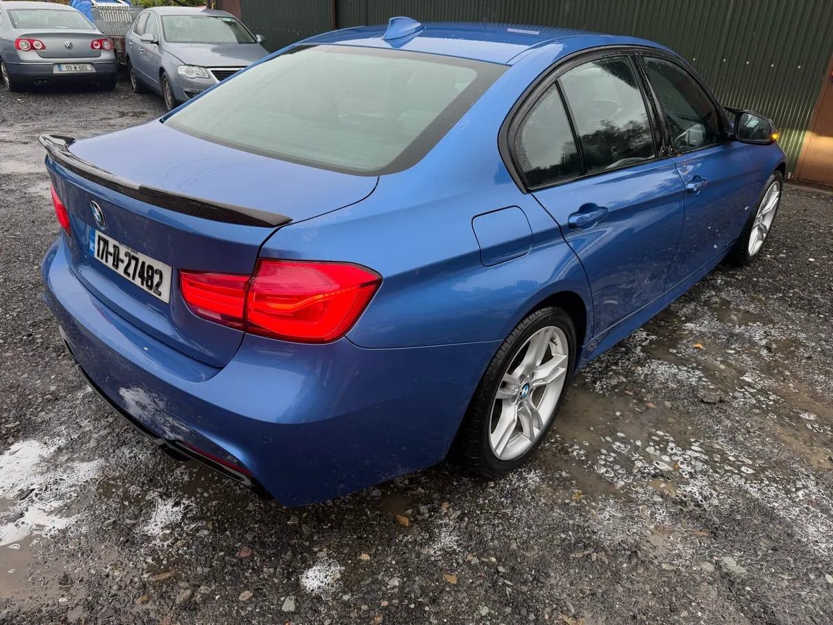 BMW 330e - Image 3