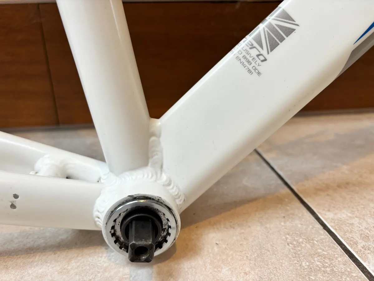 52cm Road bike Frame - Image 4