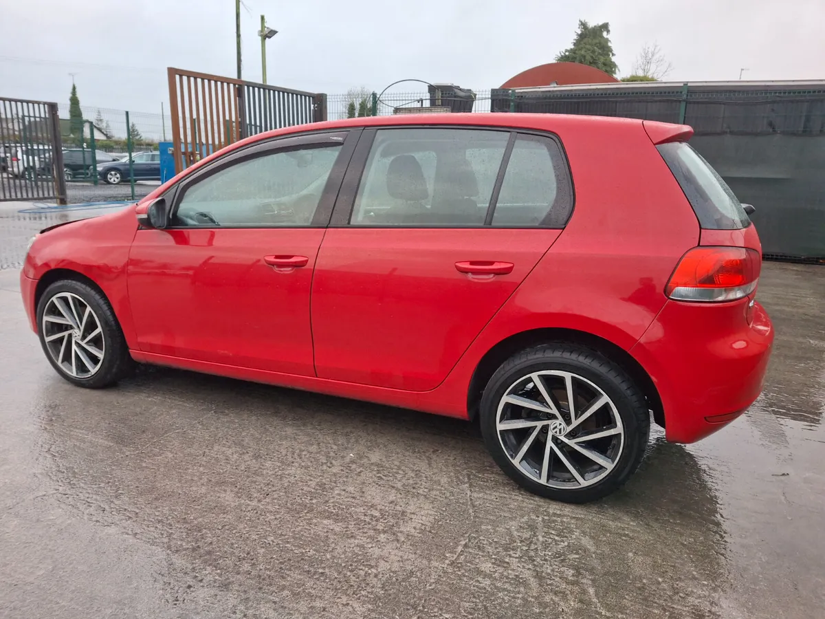 2010 Volkswagen Golf  1.6 Tdi - Image 4