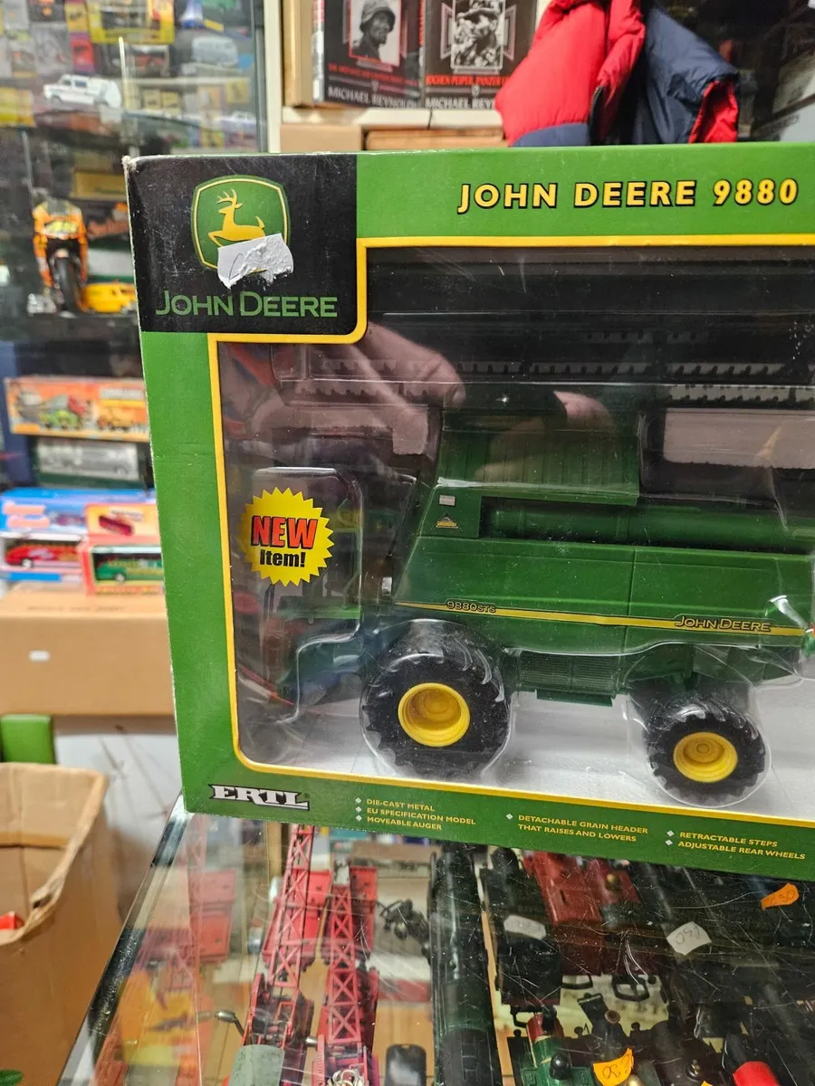 Britain's John Deere Combine Harvester - Image 4