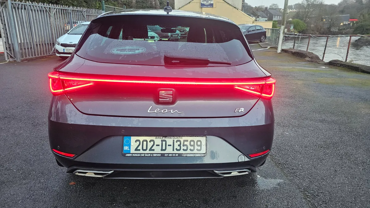SEAT Leon 2020 2.0TDI 150hp DSG FR - Image 4