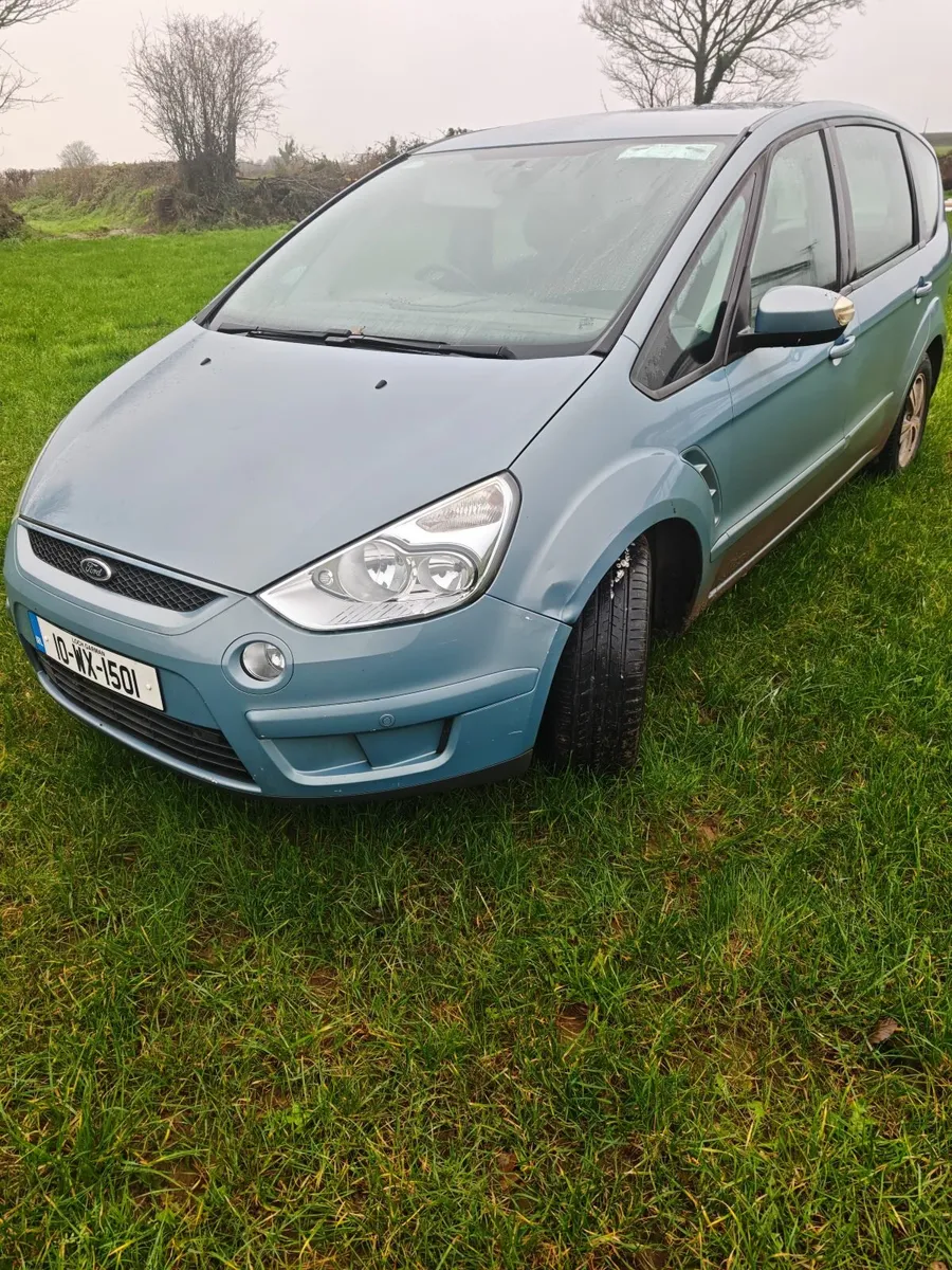 Ford S-Max 2010 - Image 1