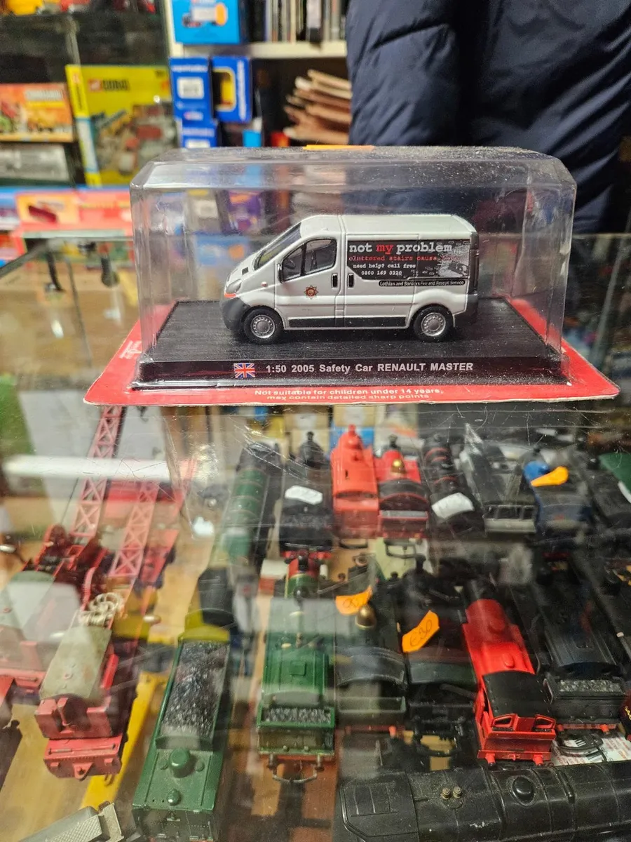 Corgi Atlas Renault Master Van 1.50 - Image 1