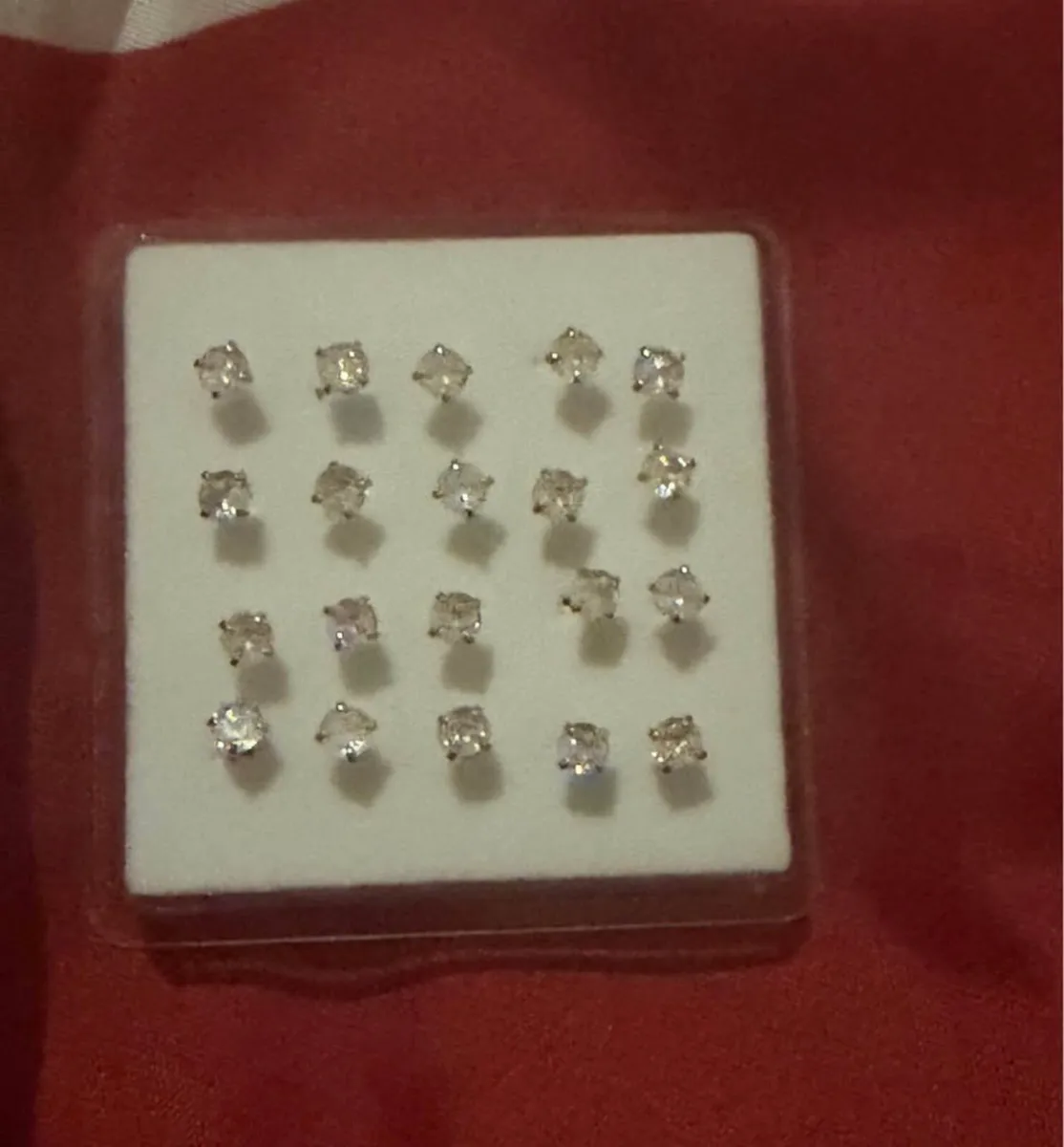 Nose piercings - Image 2