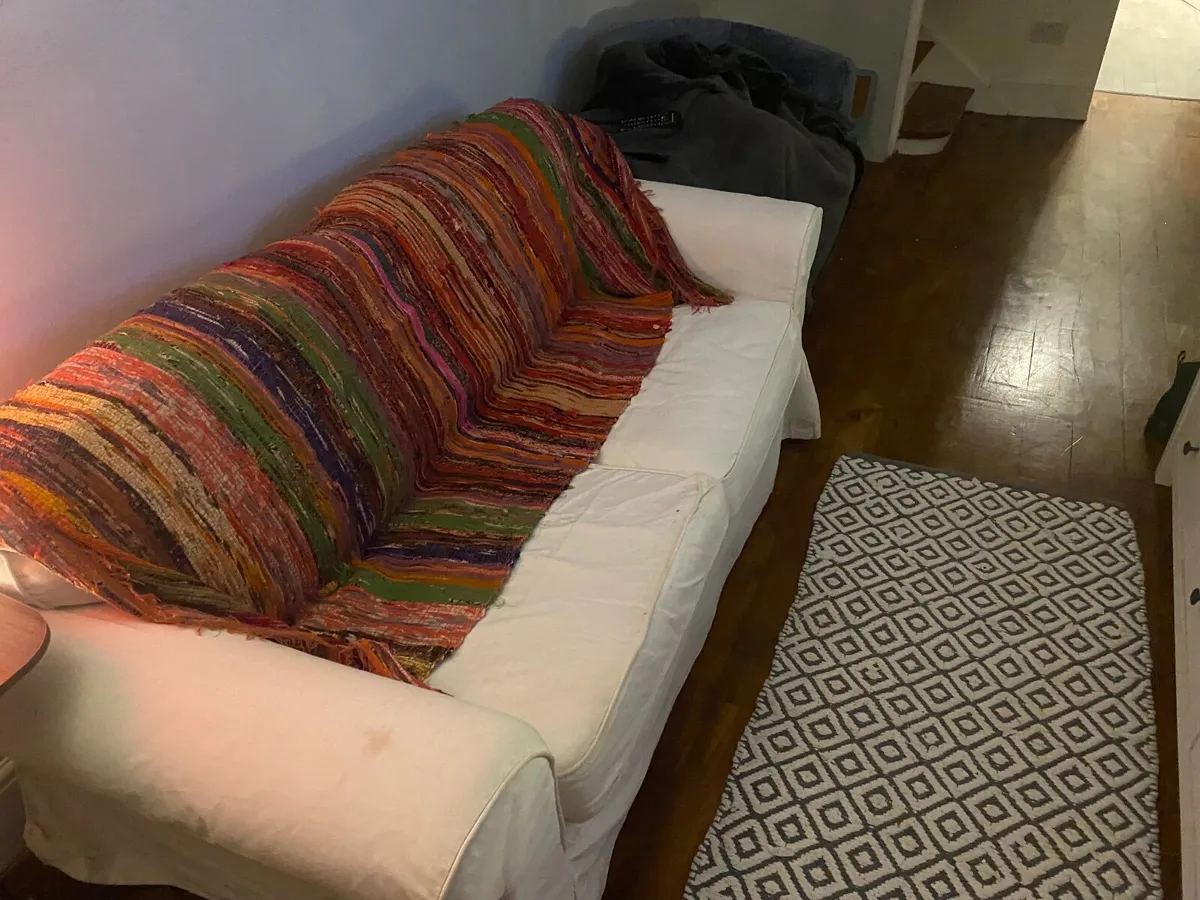 Sofa free to take away - Image 3