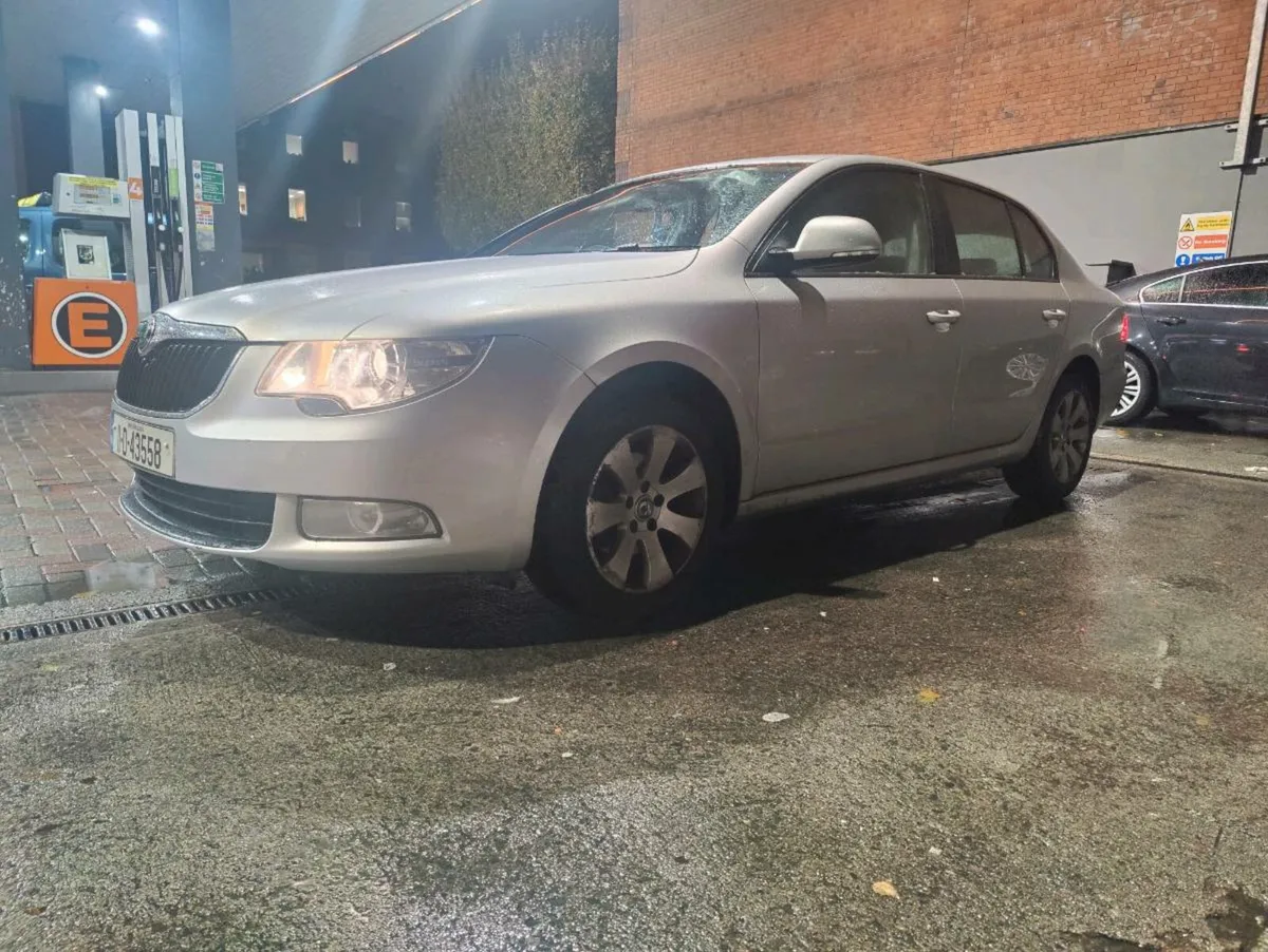 Skoda Superb - Image 3