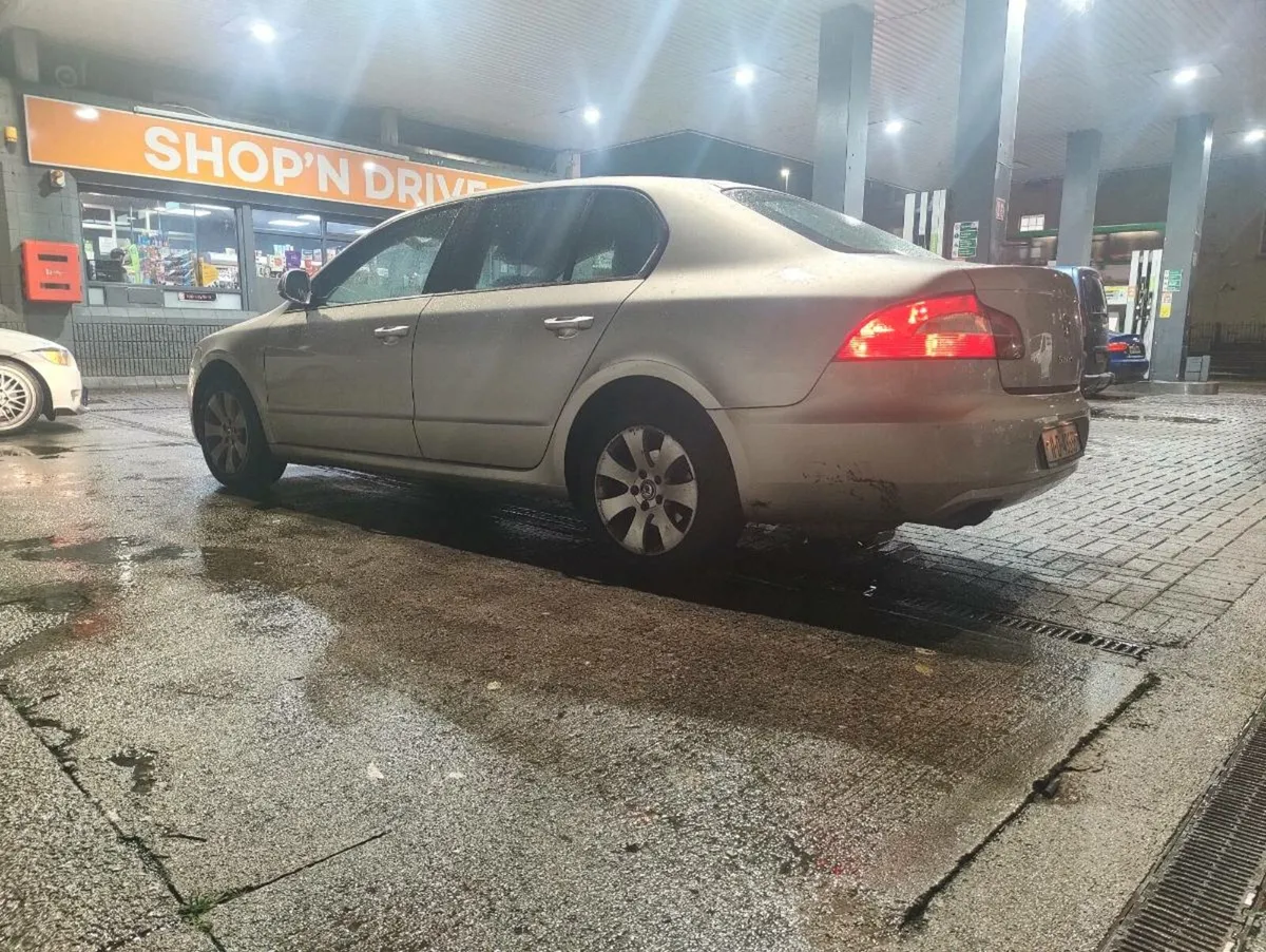 Skoda Superb - Image 4