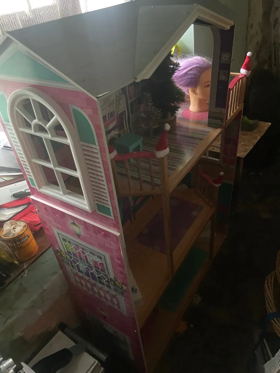 Dolls House - Image 1