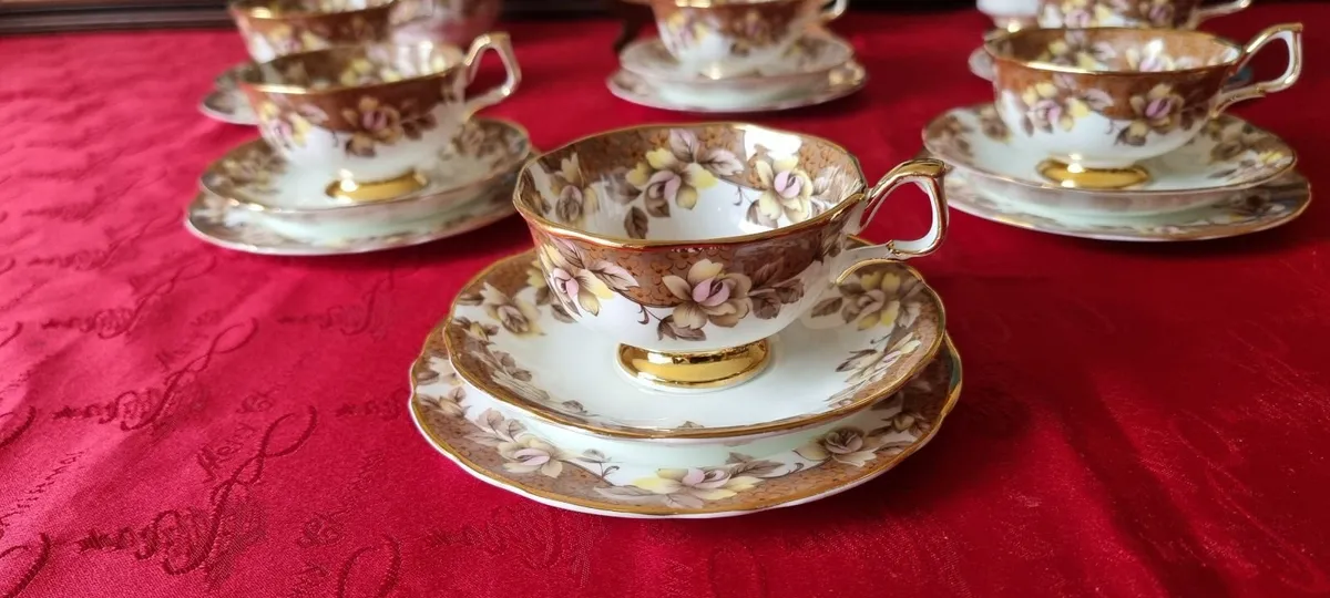 21 Pc. Arklow Elegance Irish Bone China Tea Set - Image 3