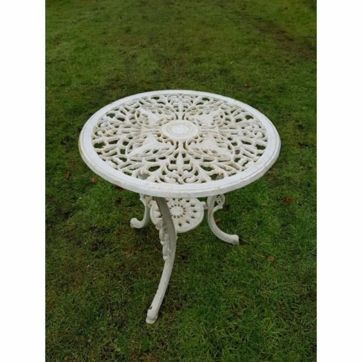 Cast Iron Table – Medium – Style H – H289 - Image 1