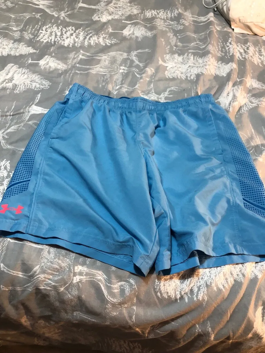 Boys under armour shorts size XL €5 - Image 1