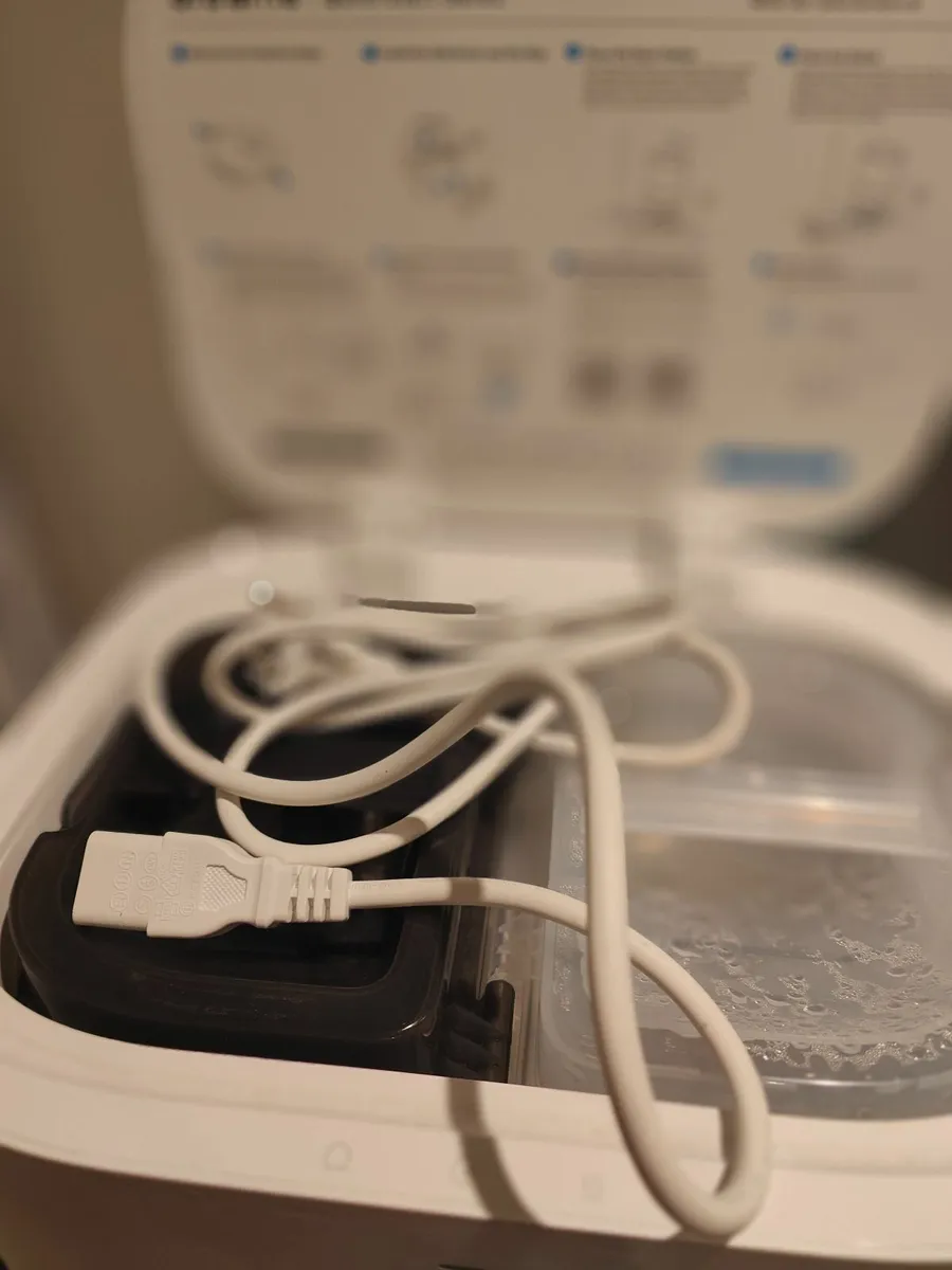 Robot vacuum - Image 2