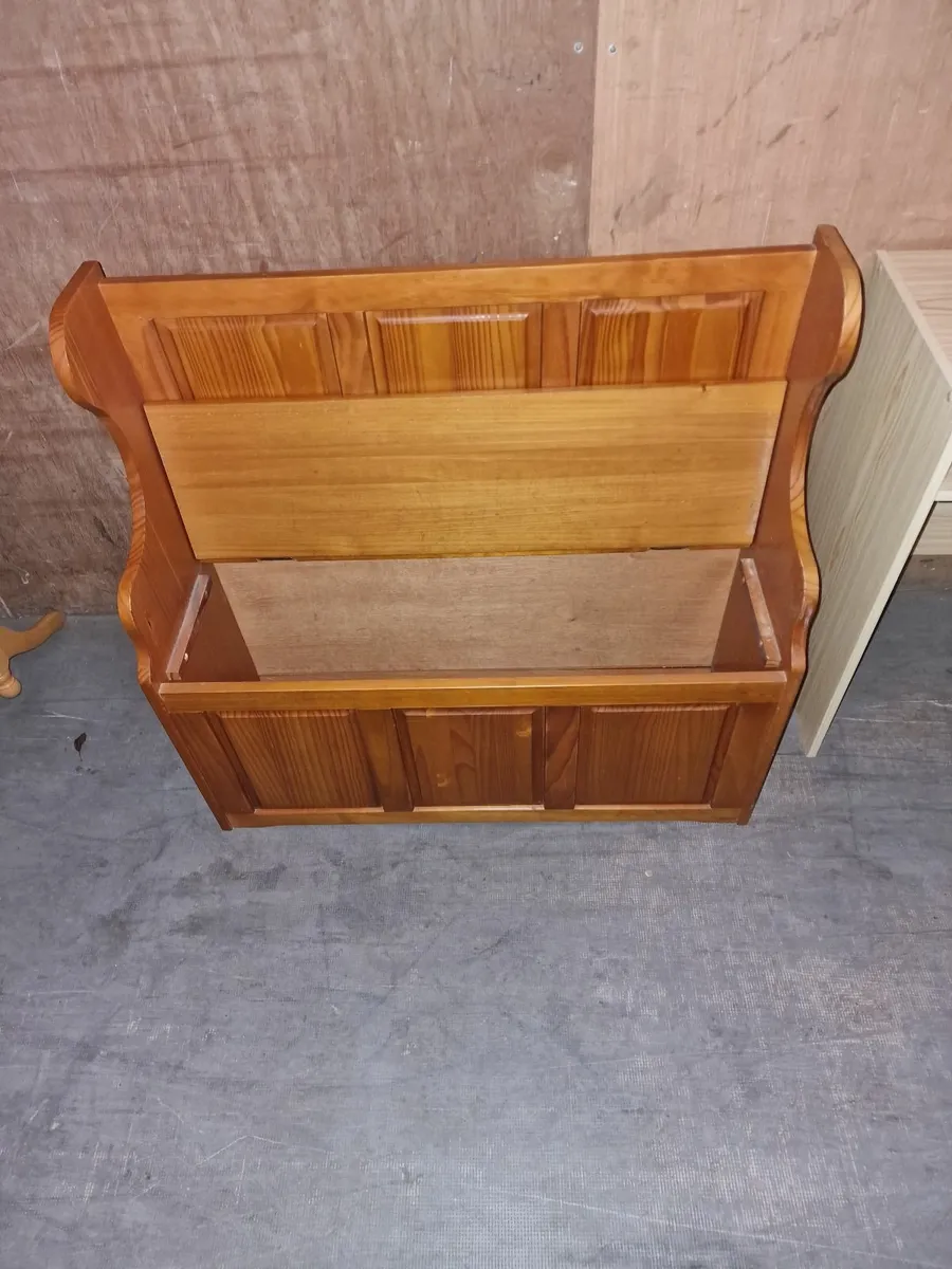 Bench with storage - Image 4