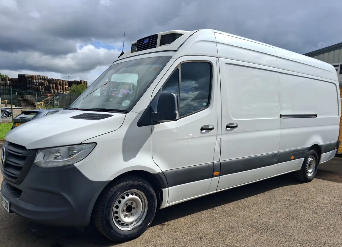 Mercedes Benz SPRINTER 316CDI L3 RWD 3.5T Fridge - Image 1