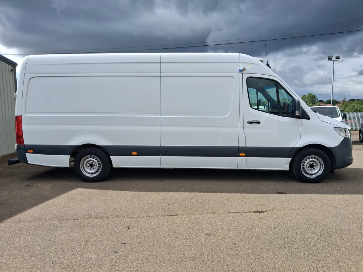 2019 Mercedes-Benz Sprinter Refrigerated Van - Image 1