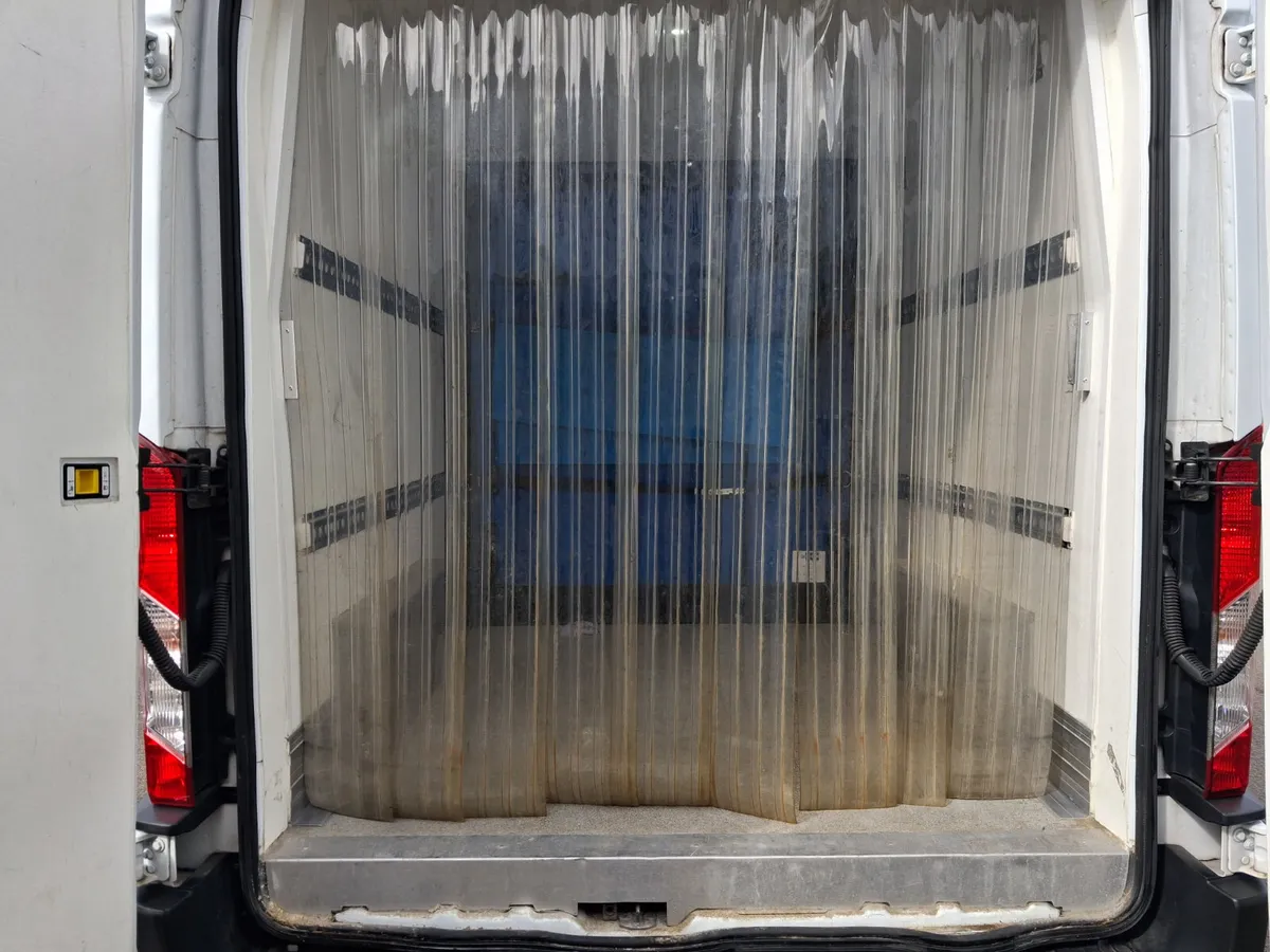 Ford TRANSIT 350 L3 H2 FWD 130PS FRIDGE - Image 4