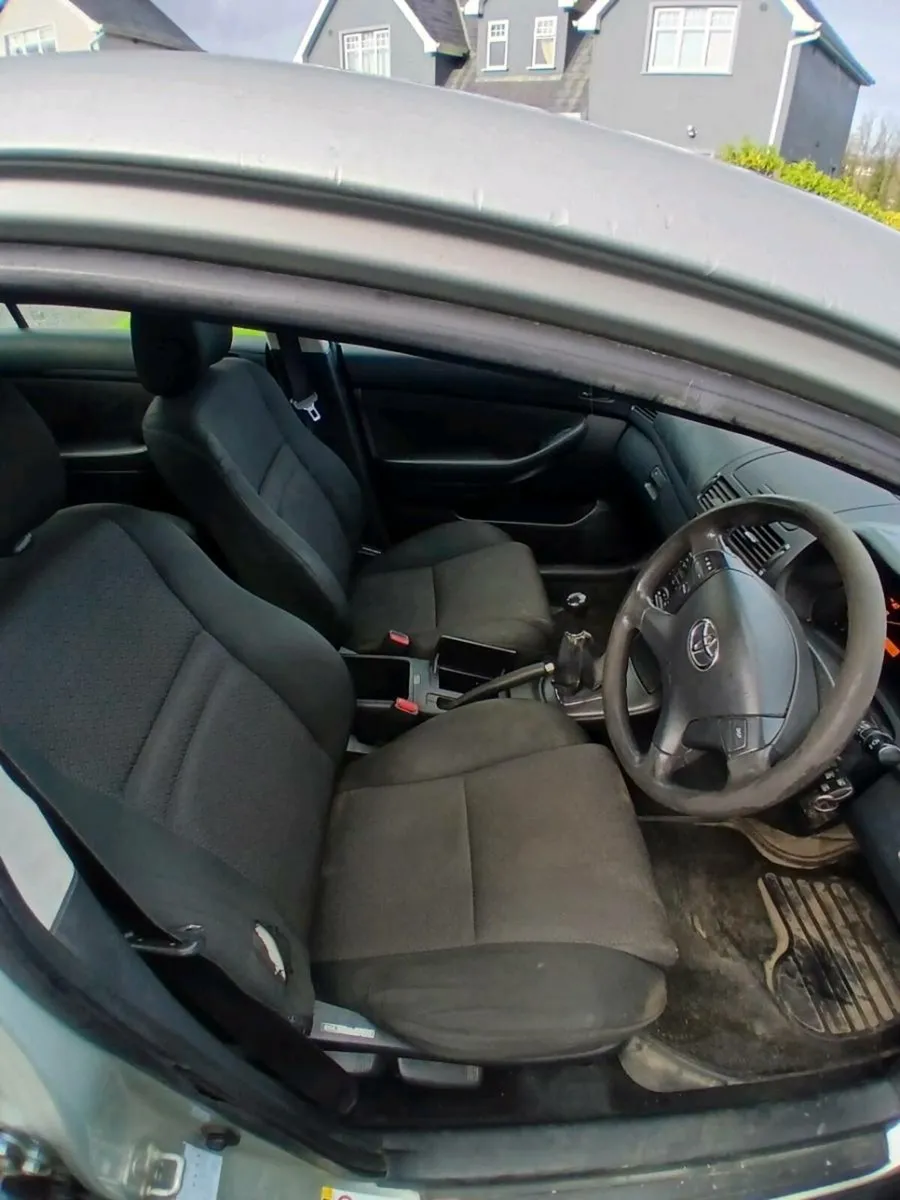 Toyota Avensis 1.6 Petrol - Image 3