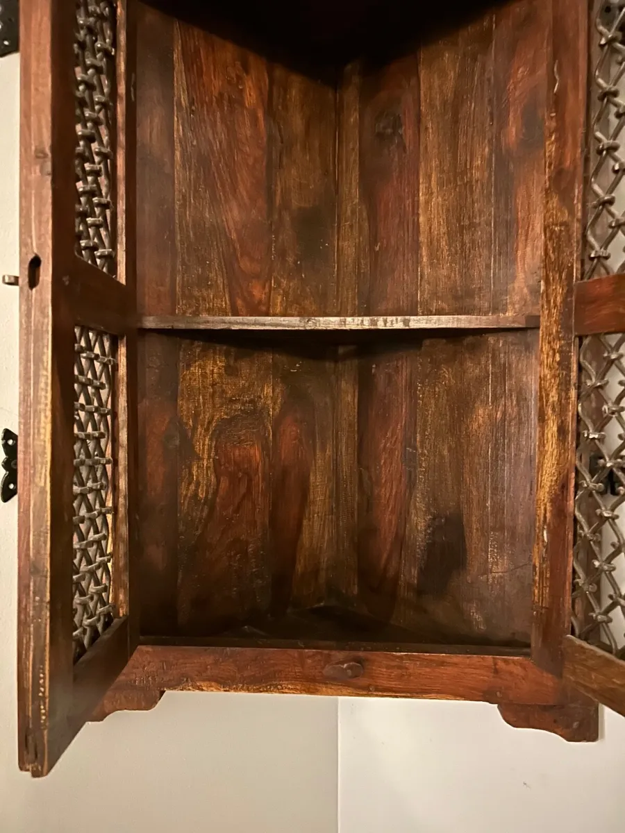 Cabinet - Image 3
