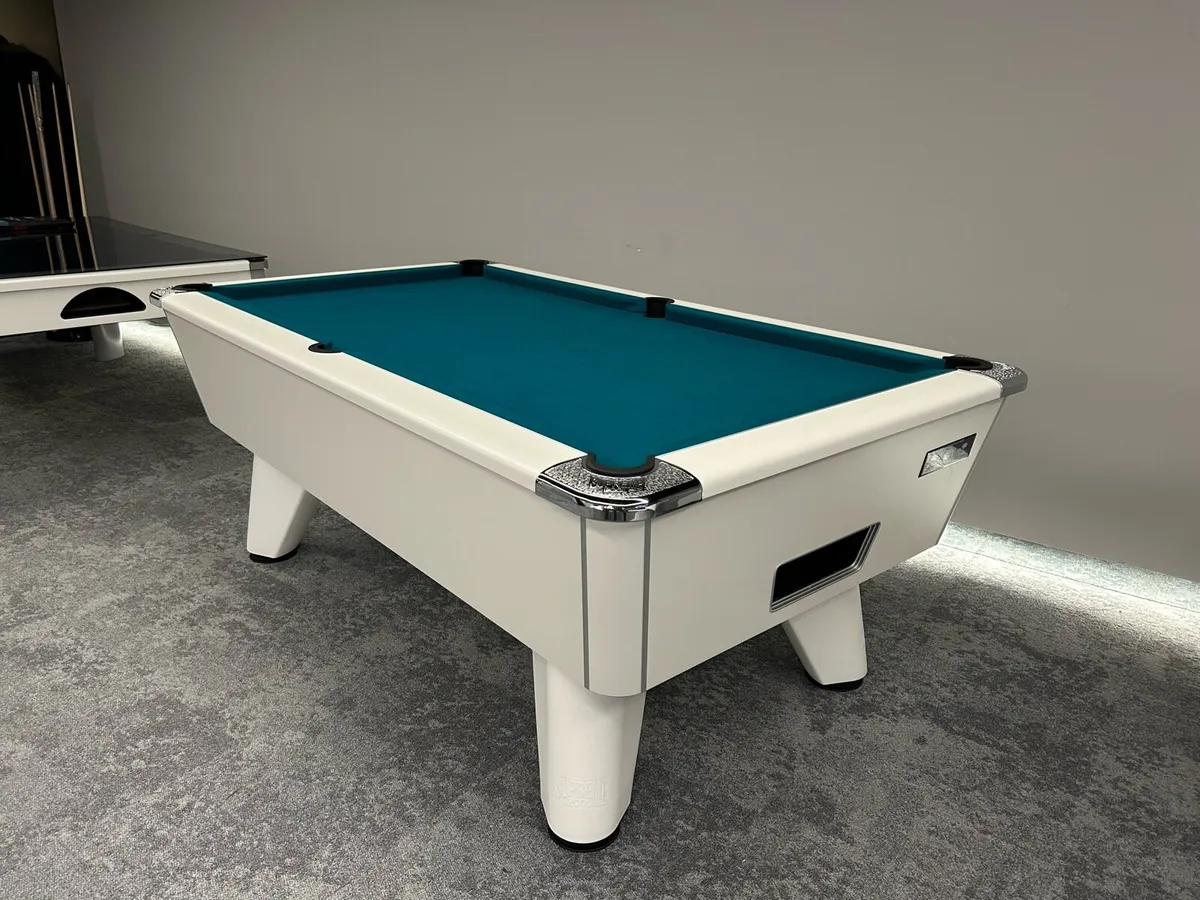 7’ Supreme Winner Pool Table - Image 1