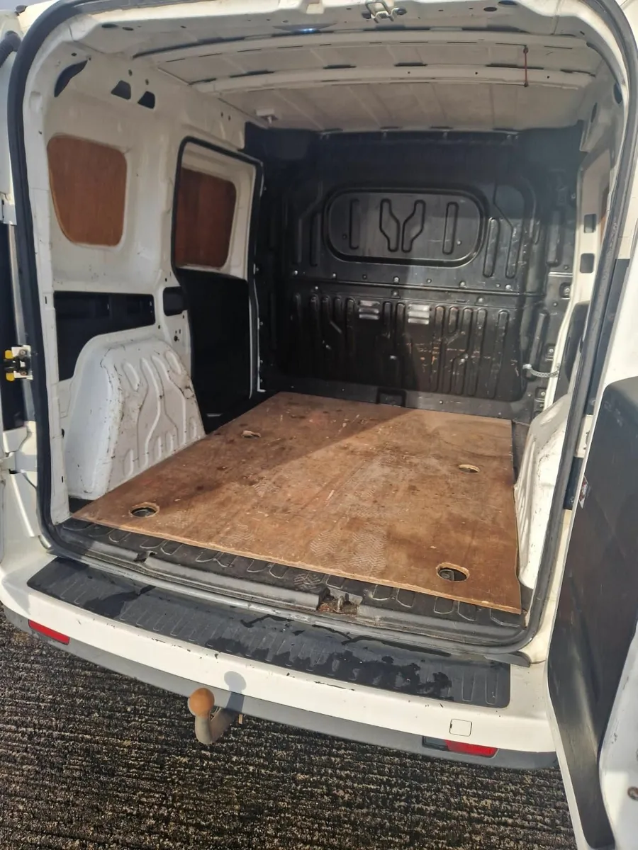 Opel Combo 2012 - Image 3