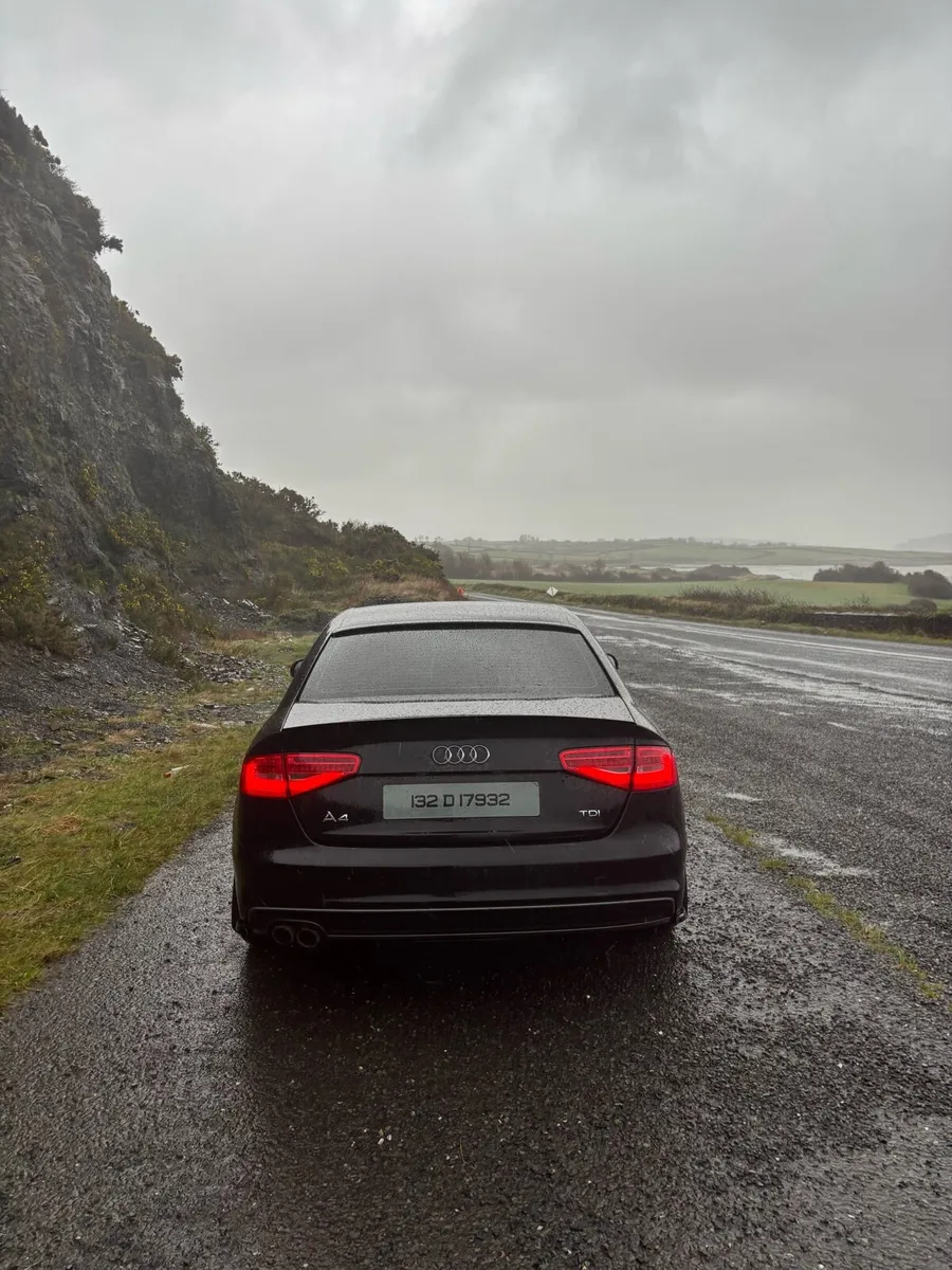 Audi A4 Sline Black edition (Auto) - Image 4