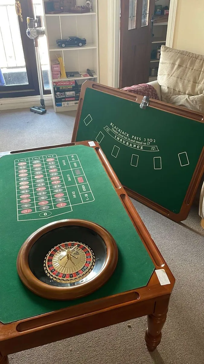 Coffee Poker Roulette Table - Image 1