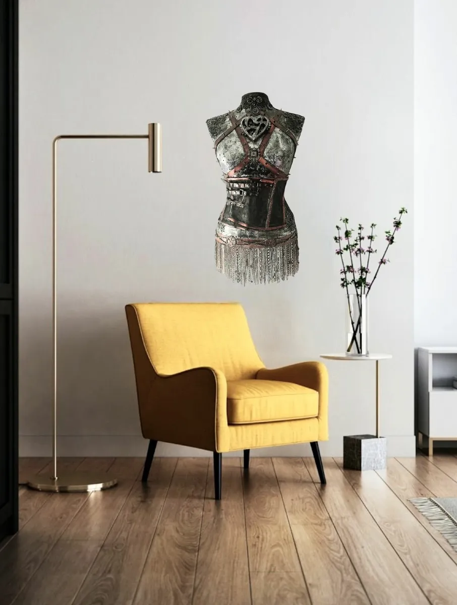 Steampunk Inspired mannequin - Image 3