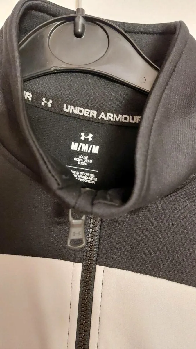 Under Armour zipped hoodie - new - Image 3