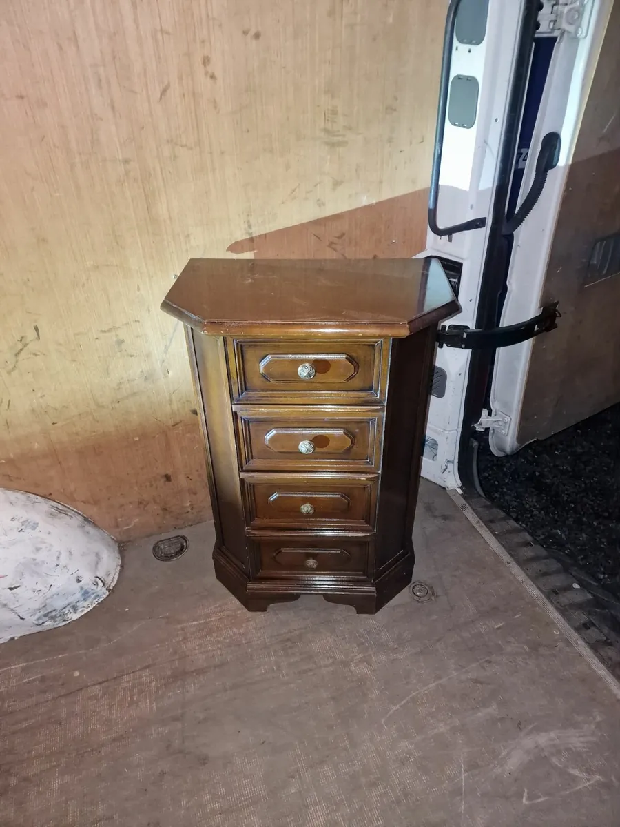 Mahogany chest of the - Image 2