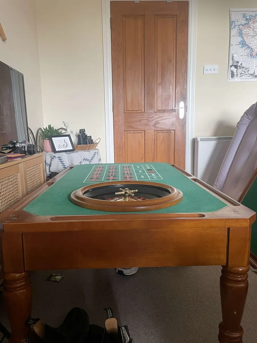 Coffee Poker Roulette Table - Image 3