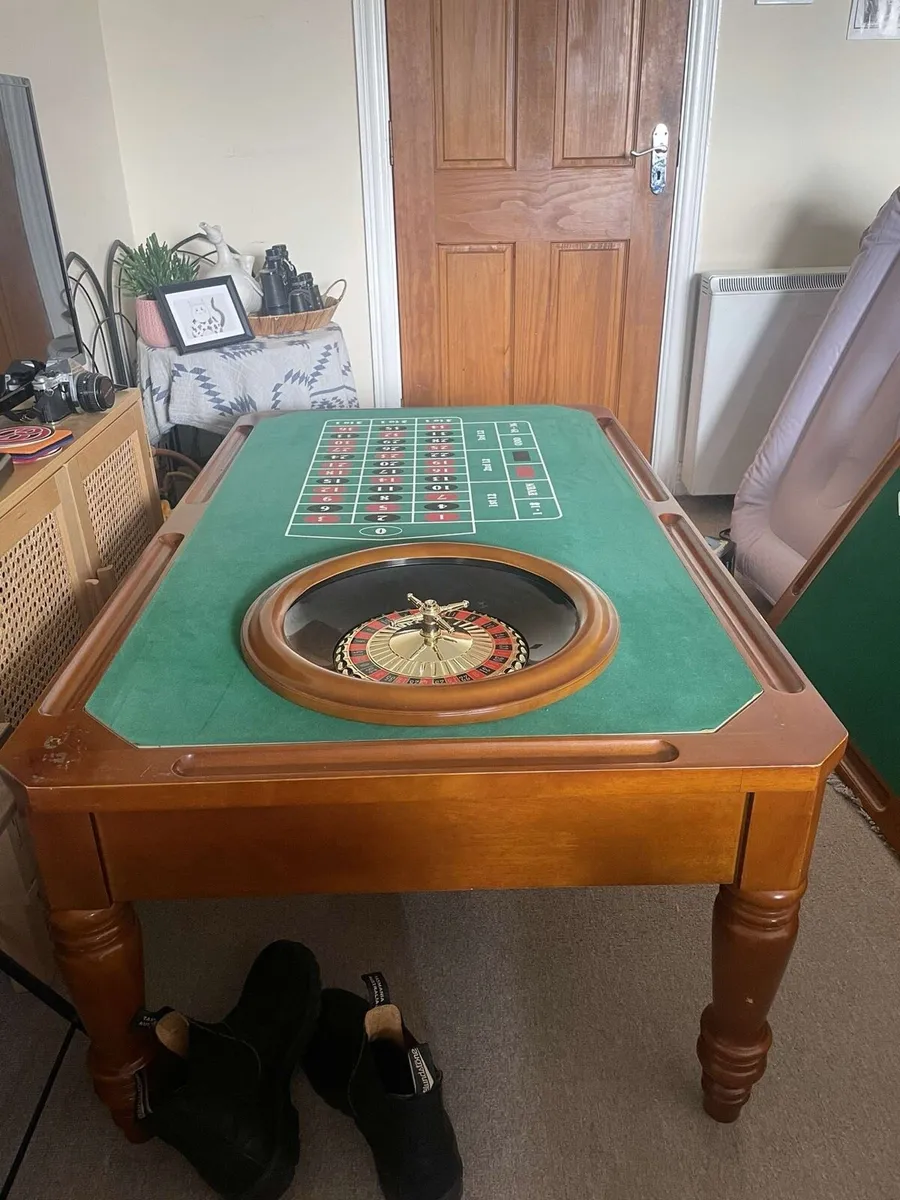 Coffee Poker Roulette Table - Image 4