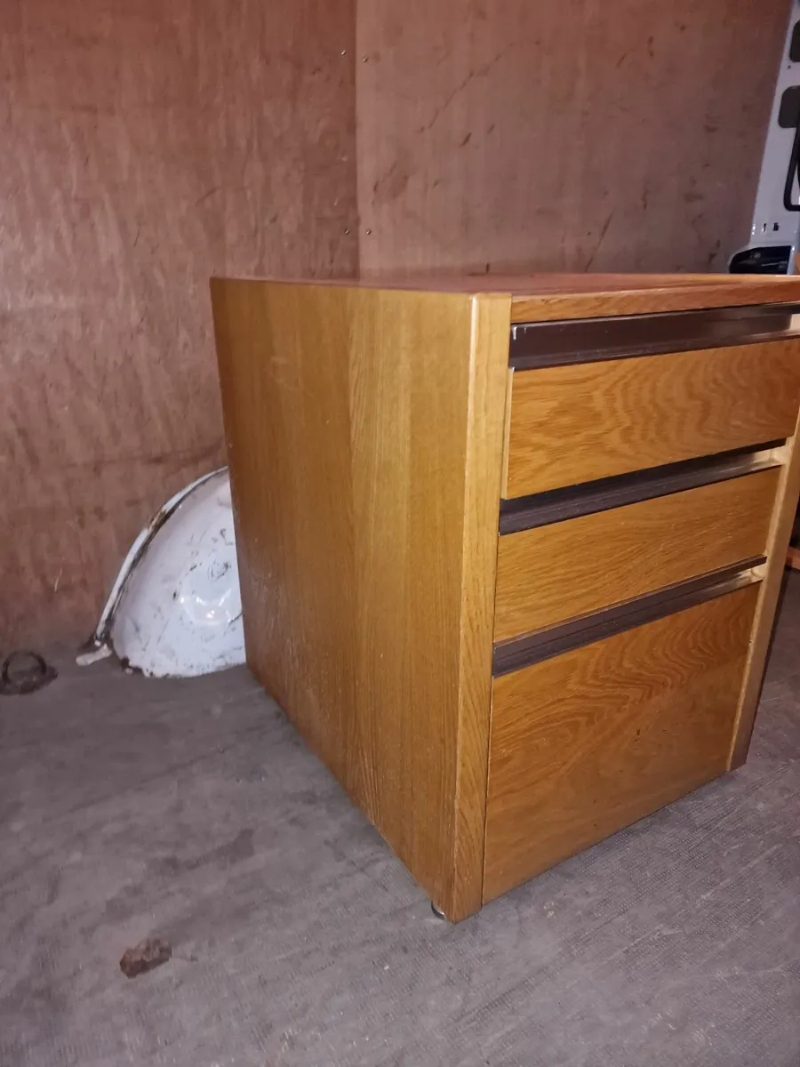 Office filing cabinets - Image 3