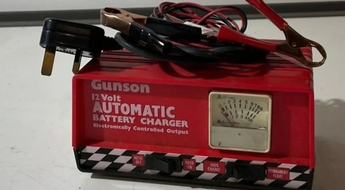 12v Charger - Image 2