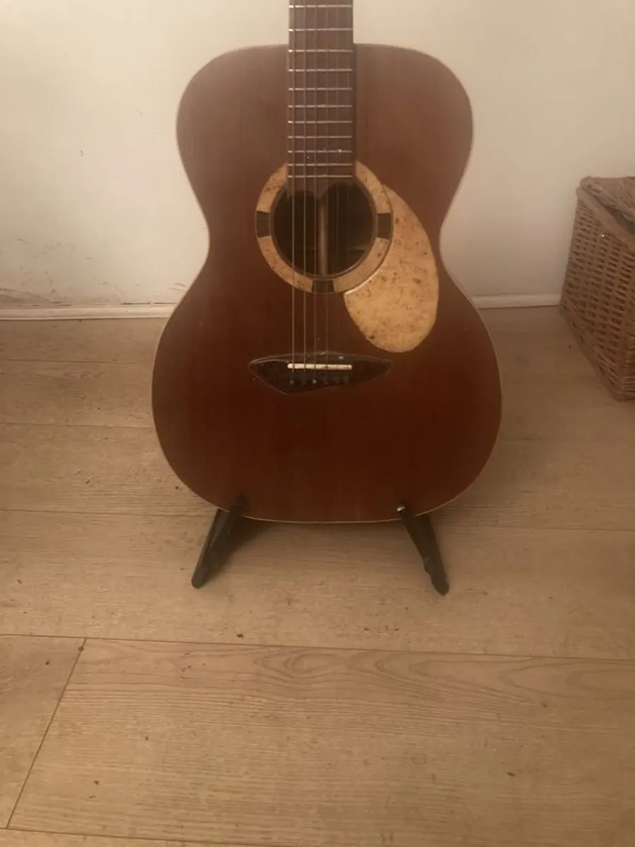Acoustic Guitar Luthier Made - Image 2
