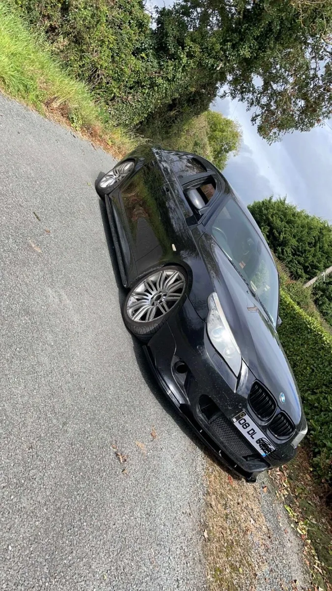 BMW 5-Series 2008 - Image 1