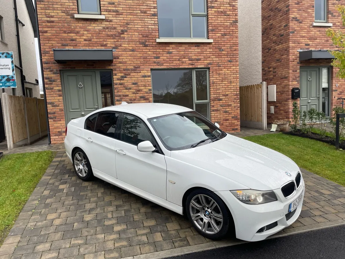 Bmw 320i m-sport (auto) - Image 1