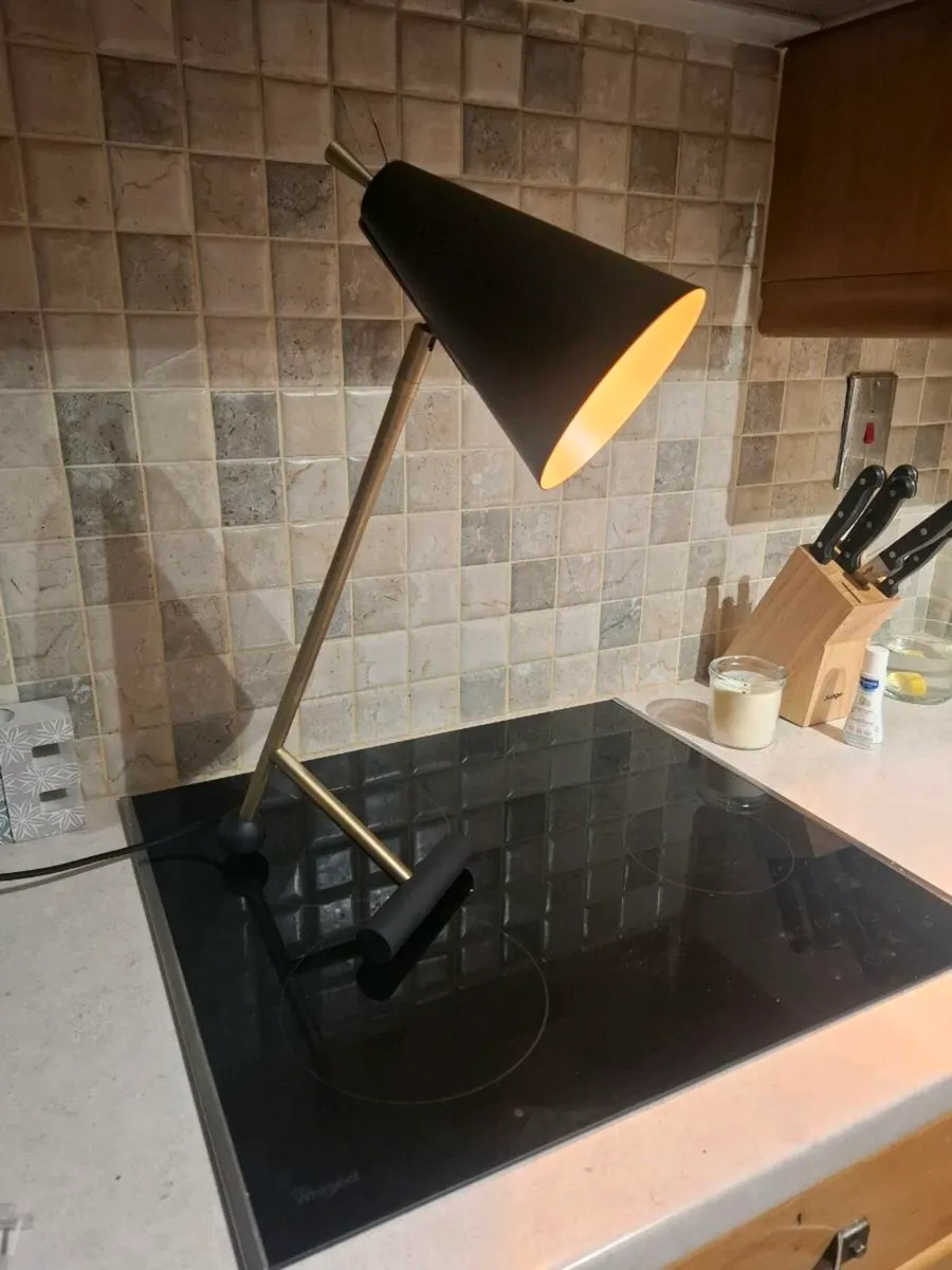 Desk lamp - Image 1