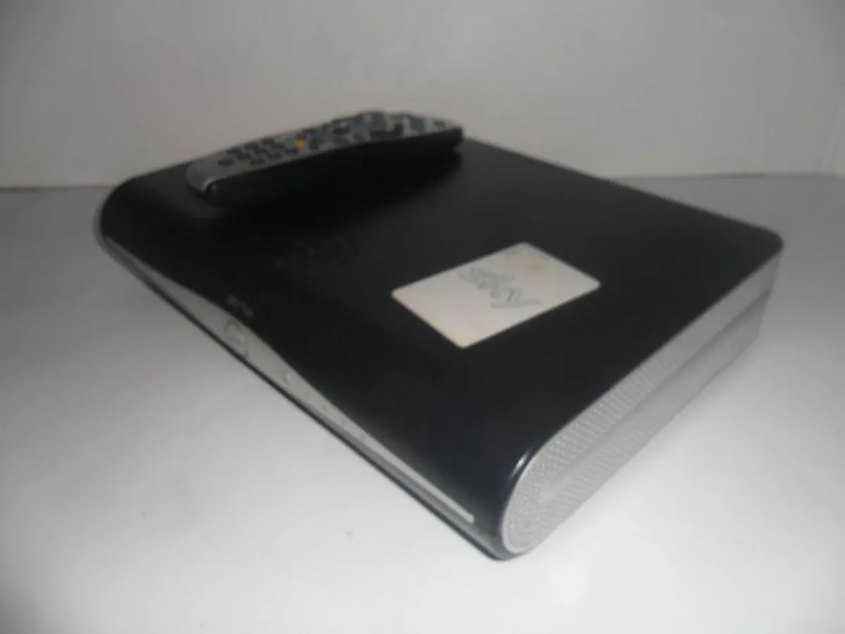 Sky + HD box. - Image 3