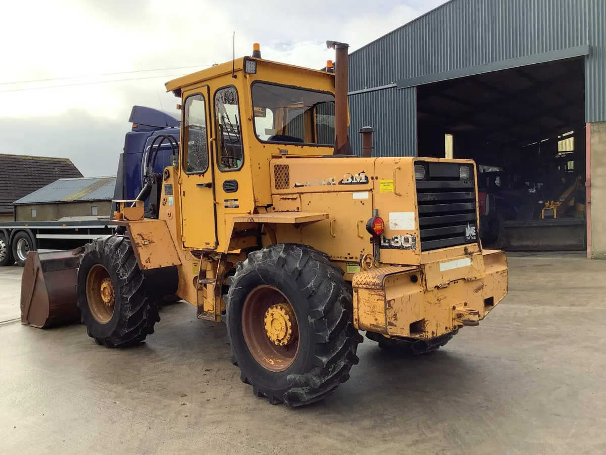 Volvo BM L30 Loading Shovel - Image 4