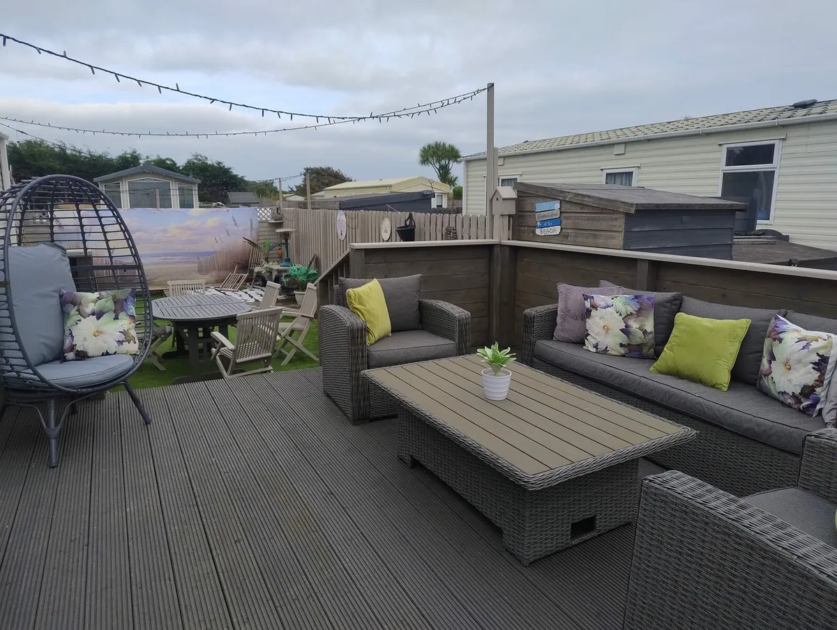 Mobile home - Image 1