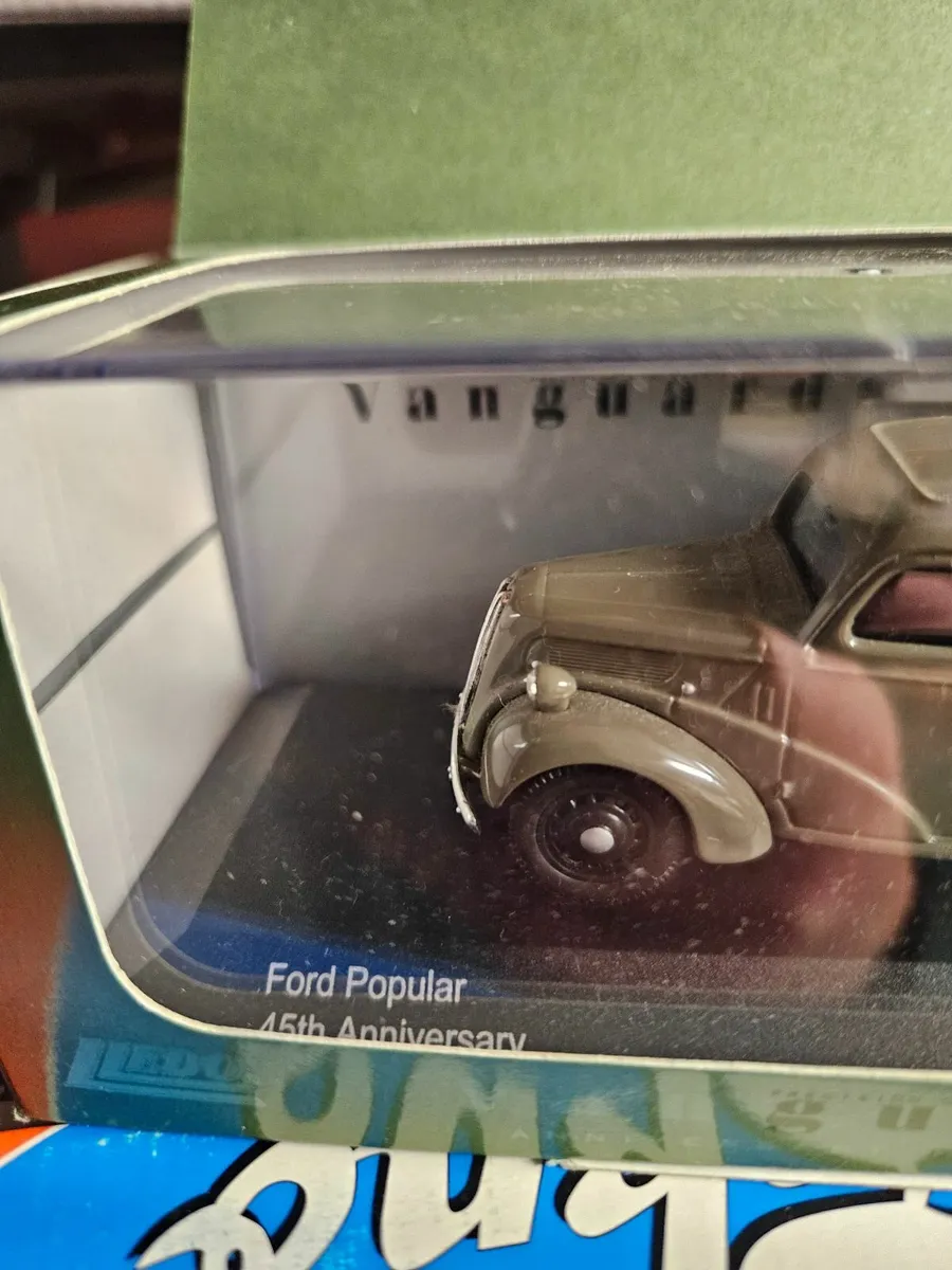 Corgi Vanguards Ford Popular - Image 2