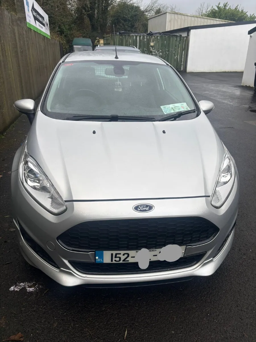 Ford Fiesta 2015 - Image 1