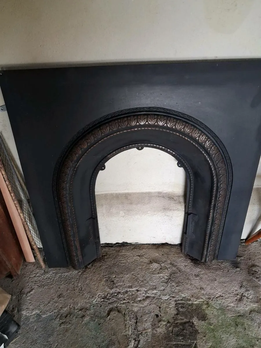 Fire place - Image 1